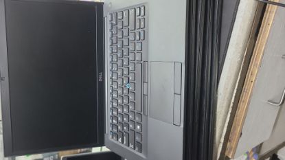 Picture of Latitude 7490