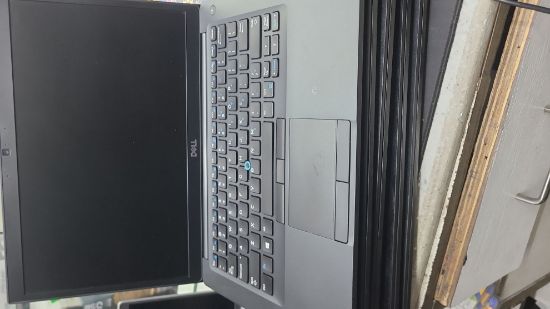 Picture of Latitude 7490